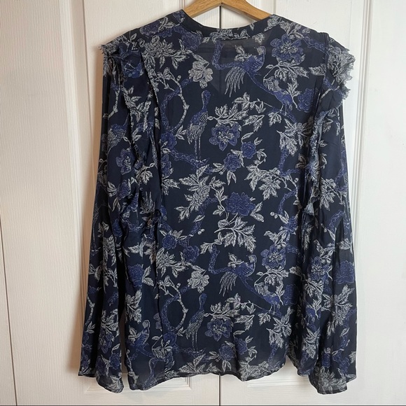 Bell Sleeved Blouse - Picture 7 of 9